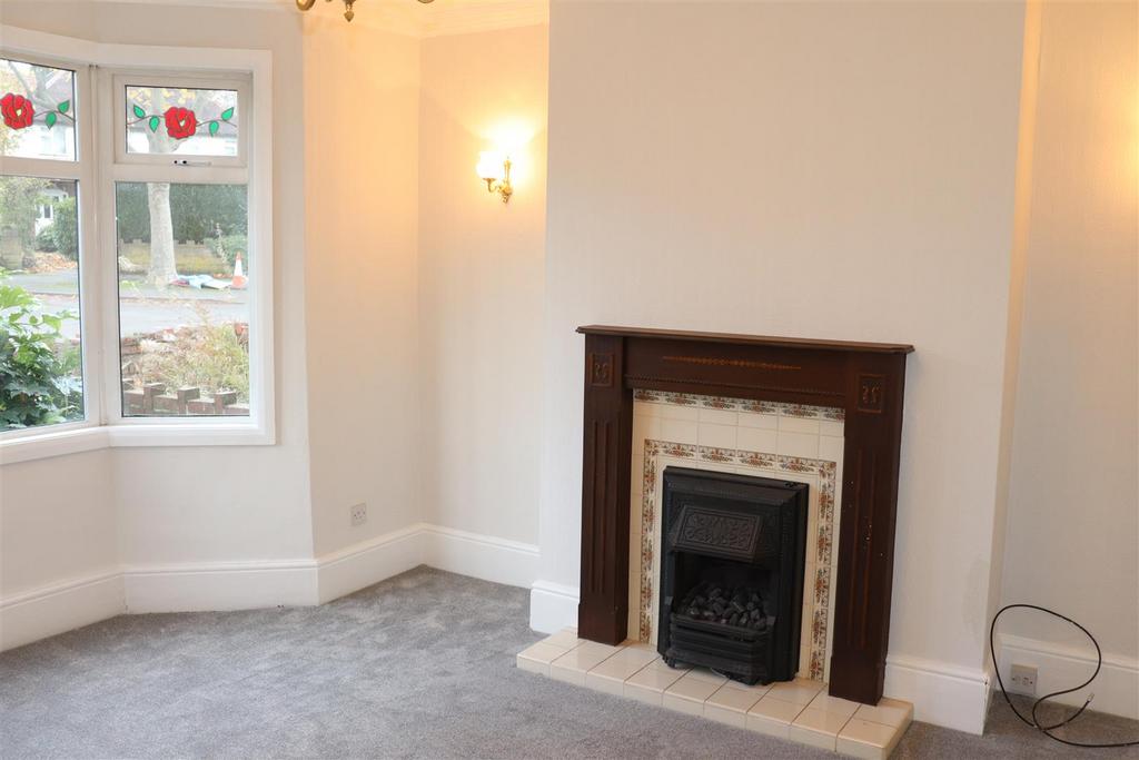 Leighswood Road, Aldridge 3 bed terraced house for sale £250,000