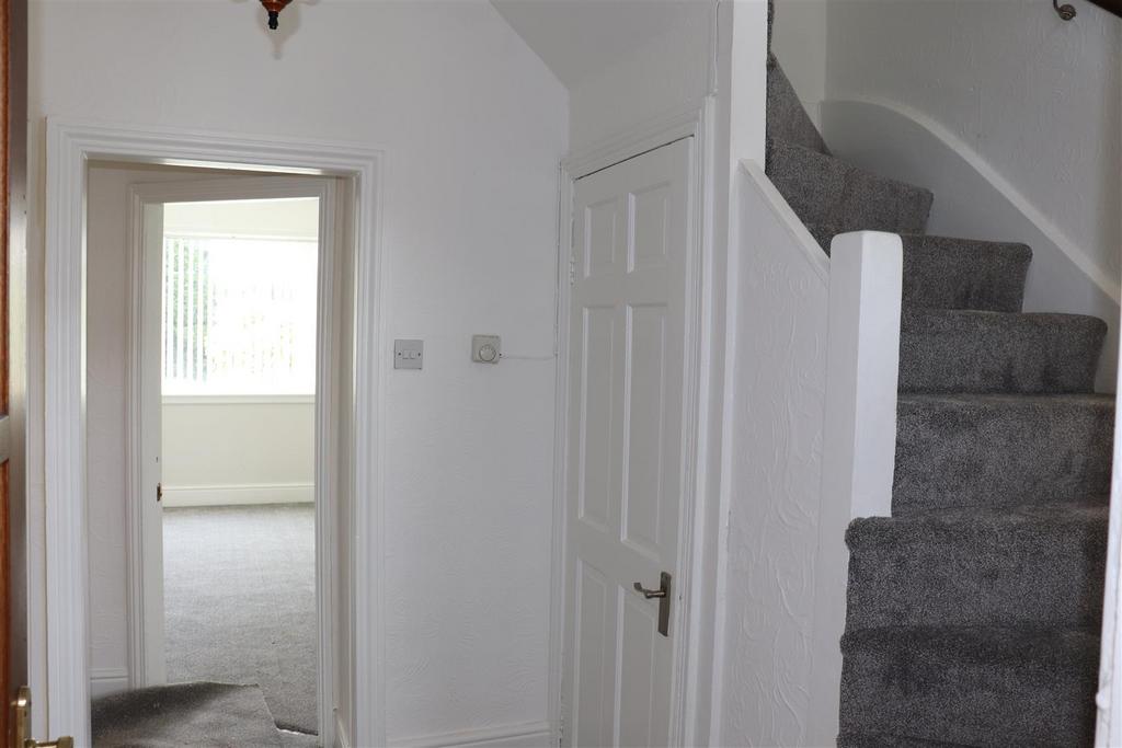 Leighswood Road, Aldridge 3 bed terraced house for sale £225,000