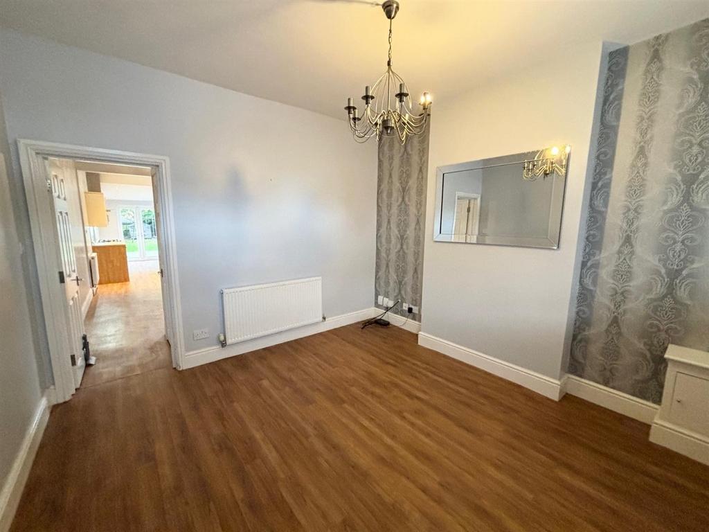 Olton Road, Shirley, Solihull 3 bed house £1,250 pcm (£288 pw)