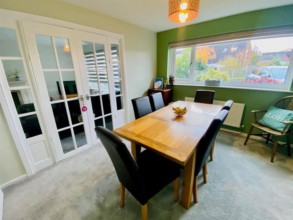 Meadow lane 25 dining-bedroom.jpg