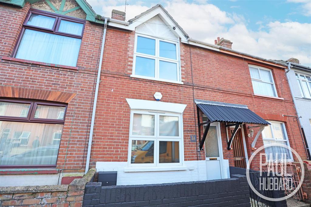 Norwich Road, Lowestoft, NR32 2 bed terraced house for sale £160,000