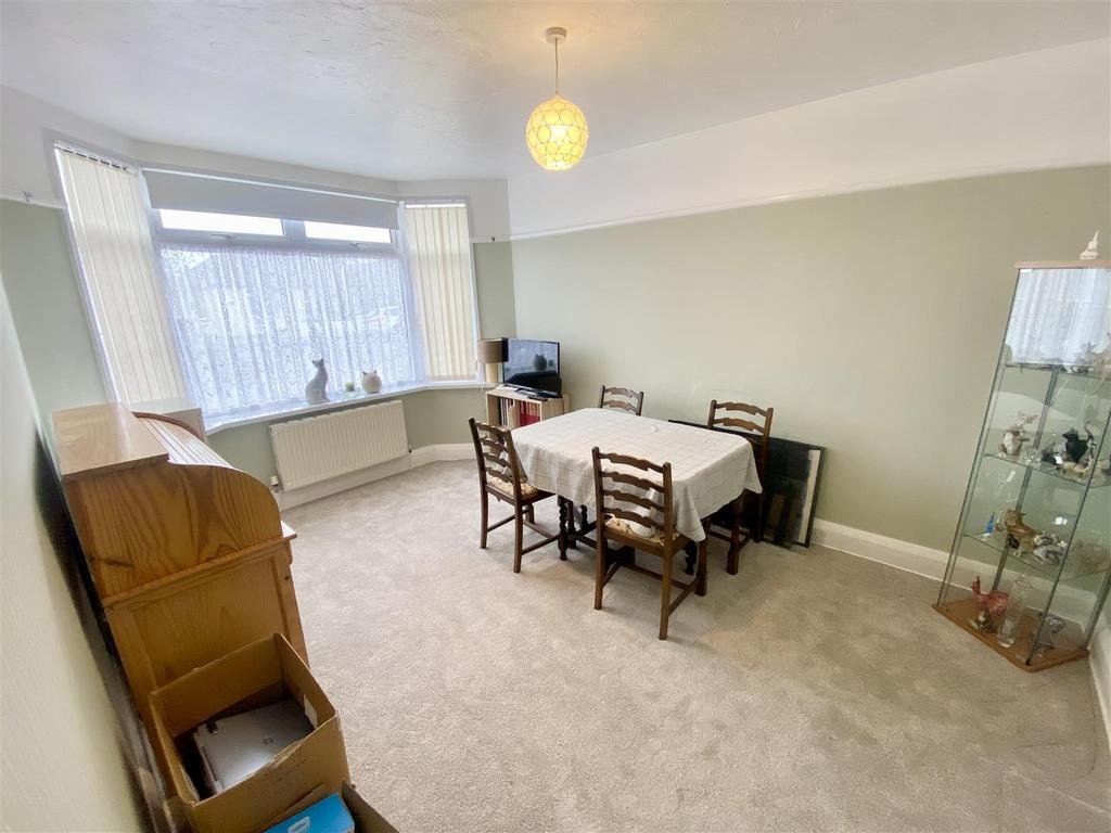 Rosemary Road, Poole BH12 2 bed detached bungalow £320,000