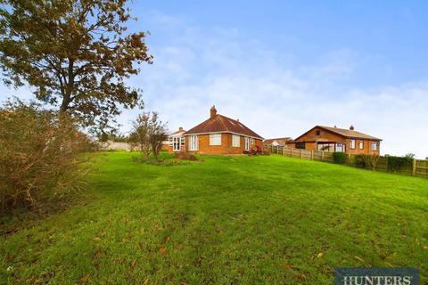 3 bedroom detached bungalow for sale, The Oval, Scarborough