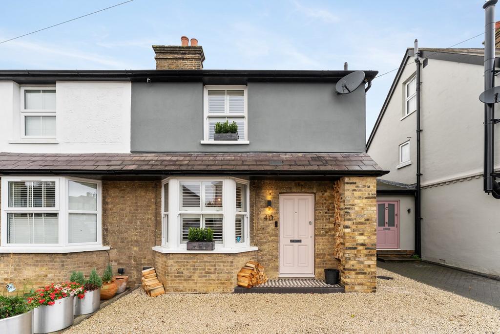 Sayesbury Road, Sawbridgeworth, CM21 3 bed semidetached house for sale