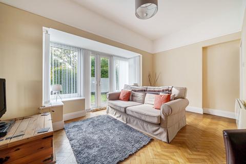 1 Wendela Close, Woking, GU22 7JU