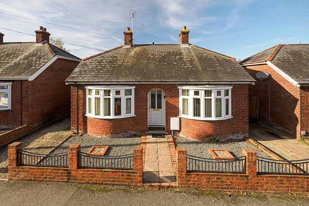 Egbert Road, Faversham 2 bed bungalow for sale £400,000