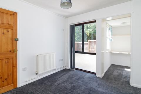 14 Ancress Close, Canterbury, CT2 7DH