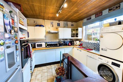 9 Poole Road, Epsom, KT19 9SQ
