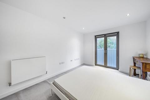 1 bedroom flat for sale - Offenham Road, Oval