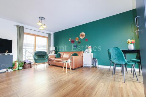 1 bedroom flat for sale, La Route Du Port Elizabeth, St. Helier, Jersey. JE2 4EA