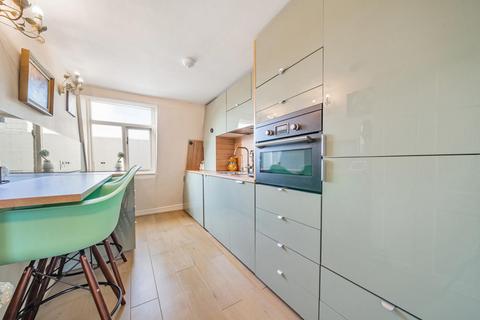 1 bedroom flat for sale, Gloucester Terrace, Bayswater
