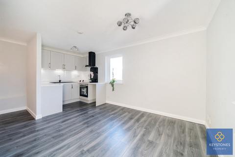20 Matthews Close, Romford, RM3 0DN