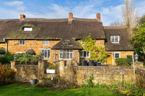 4 bedroom cottage for sale, The Jetty Mollington, Oxfordshire, OX17 1BD