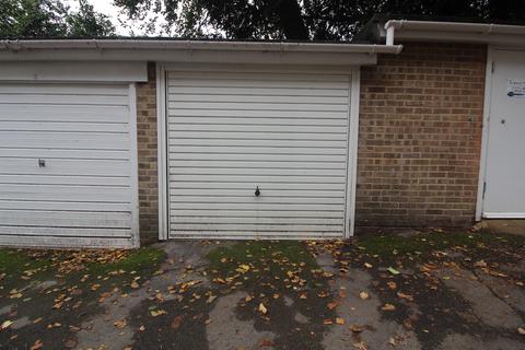 Garage to rent, London Road, Brighton BN1