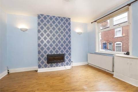 3 bedroom terraced house to rent, Montague Street, York, North Yorkshire, YO23