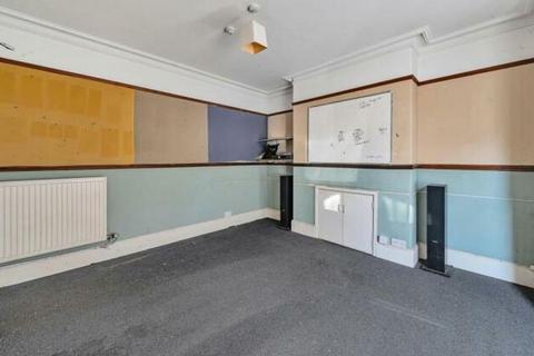 4 bedroom semi-detached house for sale - 1 The Limes, Frome Avenue, Stroud, Gloucestershire, GL5 3JZ