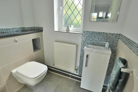 9 Cowslip Road, Broadstone, BH18 9QZ