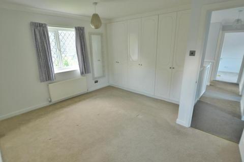 9 Cowslip Road, Broadstone, BH18 9QZ