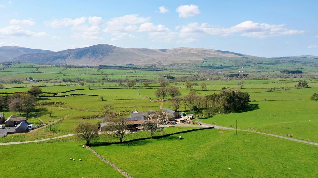 Hutton Roof, Penrith CA11 4 bed barn conversion for sale £350,000
