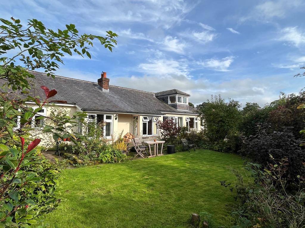 Kirkoswald, Penrith CA10 5 bed detached house for sale £465,000