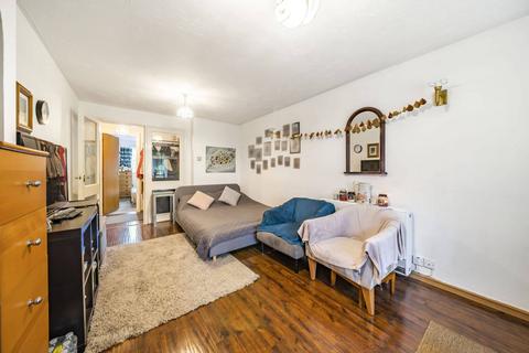 2 bedroom flat for sale, St Pauls Rise, Palmers Green, London, N13