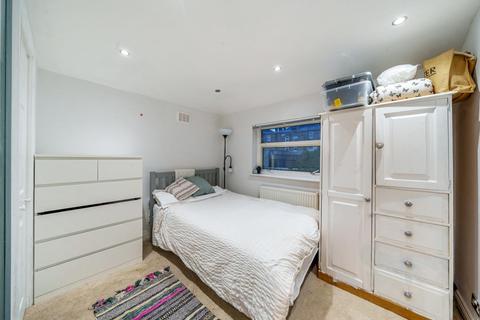 121 Malpas Road, London, SE4 1BJ