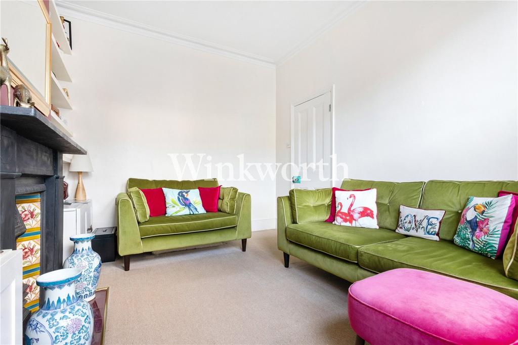 Lyndhurst Road, London, N22 2 bed for sale £450,000