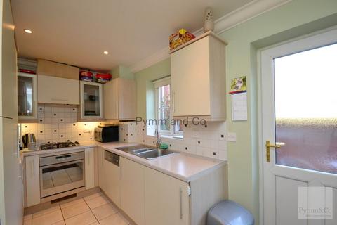 3 bedroom semi-detached house to rent, William Childerhouse Way, Norwich NR5