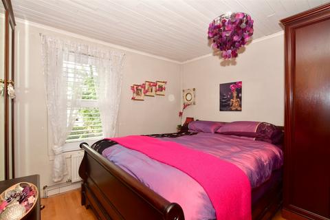 52 Lind Road, Sutton, SM1 4PL