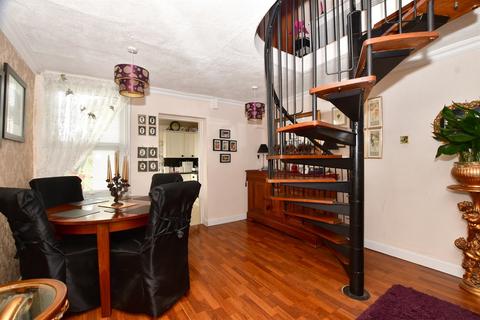 52 Lind Road, Sutton, SM1 4PL