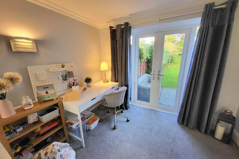 3 bedroom terraced house to rent, Marbury Road, Heaton Chapel, Stockport, SK4