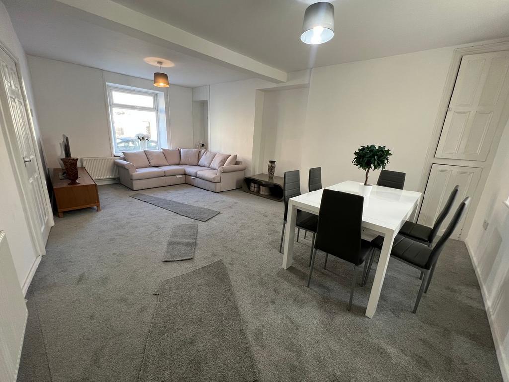 Court Street Tonypandy Tonypandy 4 bed terraced house for sale £135,000