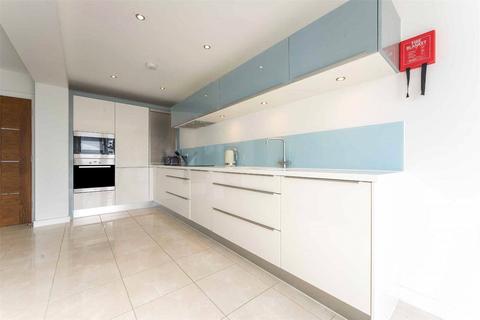 4 bedroom house for sale, Chaddesley Wood Road, Sandbanks, Poole, Dorset, BH13