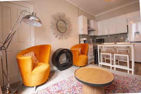 undefined, 119T Dalgety Avenue, Edinburgh, EH7 5UF