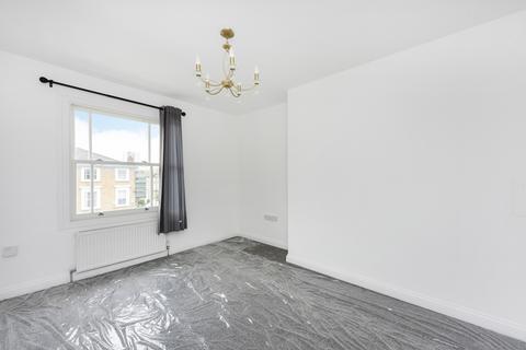 2 bedroom apartment for sale, St Augustines Road, London, NW1
