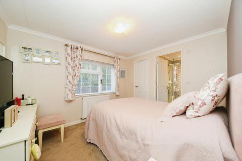 2 bedroom park home for sale, Kings Lynn, Norfolk, PE33