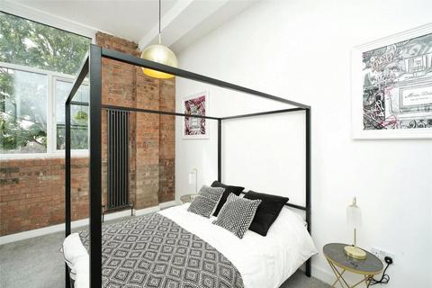2 bedroom flat to rent - Old Bedford Road, Luton, LU2