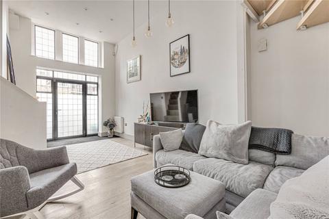 4 bedroom end of terrace house to rent, Plough Terrace, London