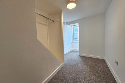 2 bedroom apartment to rent, Meeching Road, Newhaven