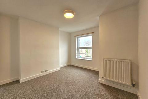 2 bedroom apartment to rent, Meeching Road, Newhaven