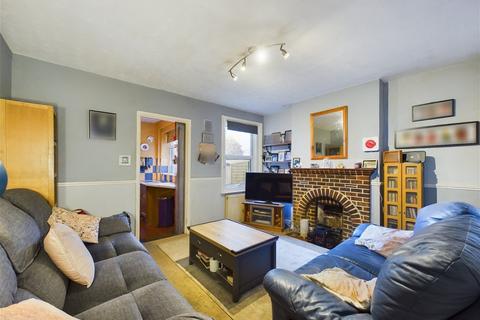 101 Crawley Road, Horsham, RH12 4DS