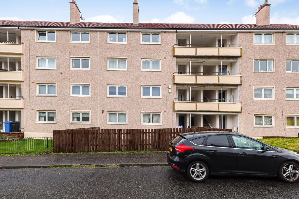 Turnberry Place, Rutherglen 2 bed flat for sale £72,000