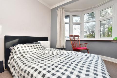 31 Milner Road, Caterham, CR3 6JR
