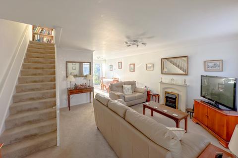 12 Poulcott, Wraysbury, Staines-upon-thames, TW19 5DN