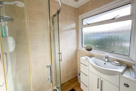 12 Poulcott, Wraysbury, Staines-upon-thames, TW19 5DN