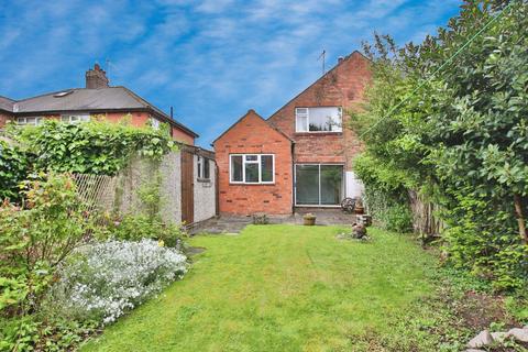 3 bedroom semi-detached house for sale, Kingtree Avenue, Cottingham, HU16 4DR