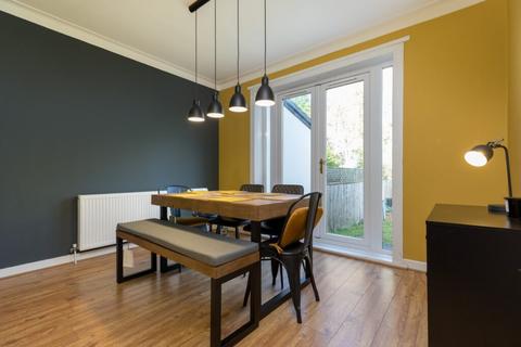 29 Whitton Drive, Giffnock, Glasgow, G46 6EF