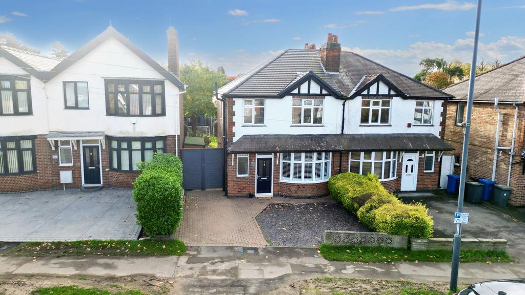 Littleover, Derby DE23 3 bed semidetached house for sale £300,000