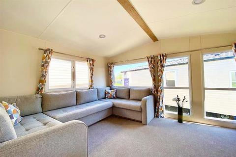3 bedroom static caravan for sale, Trevelgue Rd Newquay