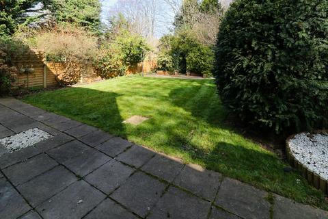 60 Avon Close, Worcester Park, KT4 7AH